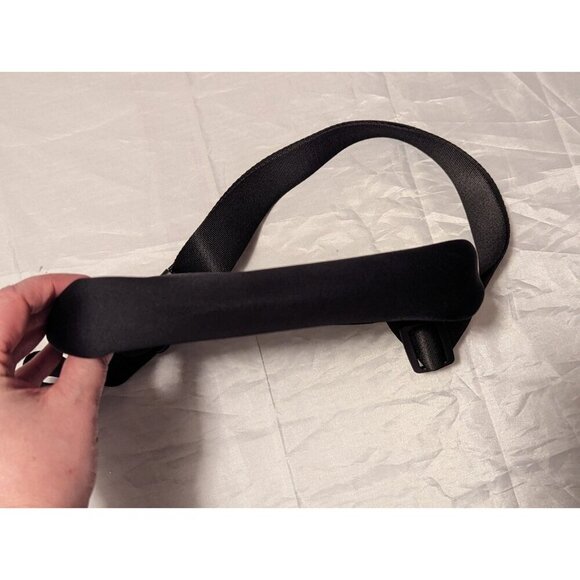 Le Mystere Black Sling Waistband Fanny Pack - Picture 9 of 10